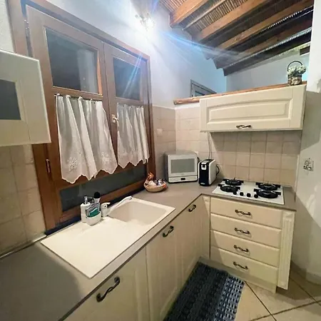 Apartment Situato Nella Galleria Dello Shopping *
