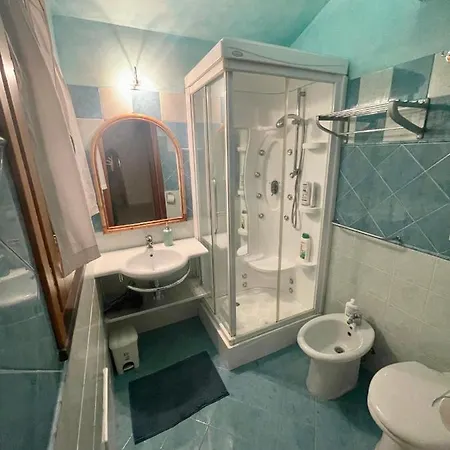 Apartment Situato Nella Galleria Dello Shopping Pula
